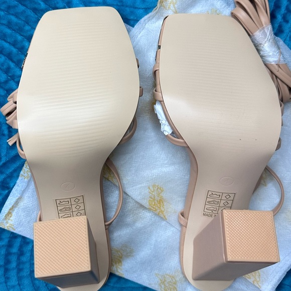 Prom Nude Heels by Public Desire size 6US - Picture 6 of 6